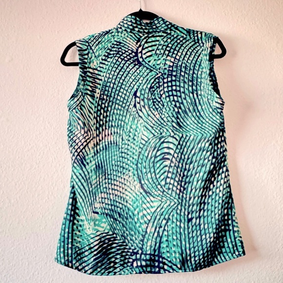 🎄🧑‍🎄Floral silk blouse with striped colt ,  very stylish and good❤️❤️😍😍 - Picture 6 of 7